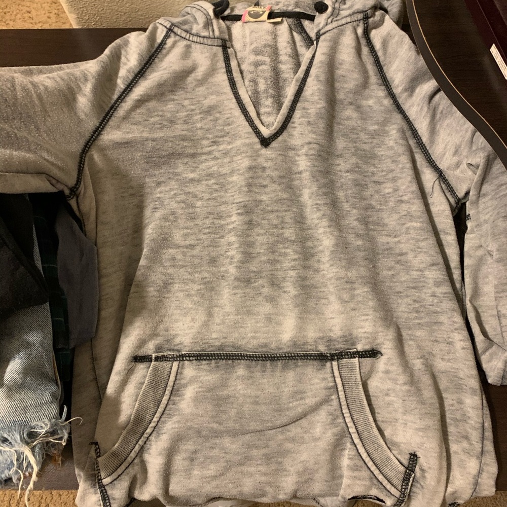 Gray roxy sweater
